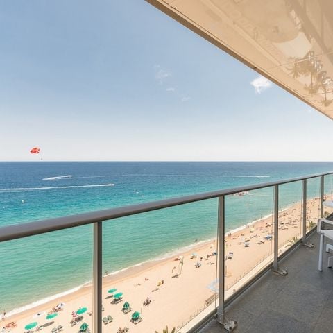 APPARTEMENT 6 personnes - 3 chambres - Balcon - Vue Mer