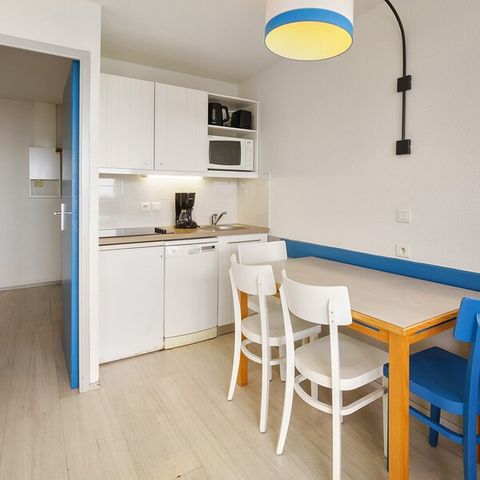 STUDIO 4 personnes - 1 coin nuit - Balcon - Vue mer