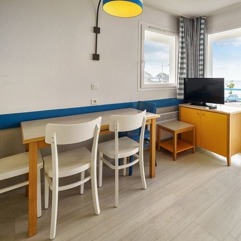 STUDIO 4 personnes - 1 coin nuit - Balcon - Vue mer