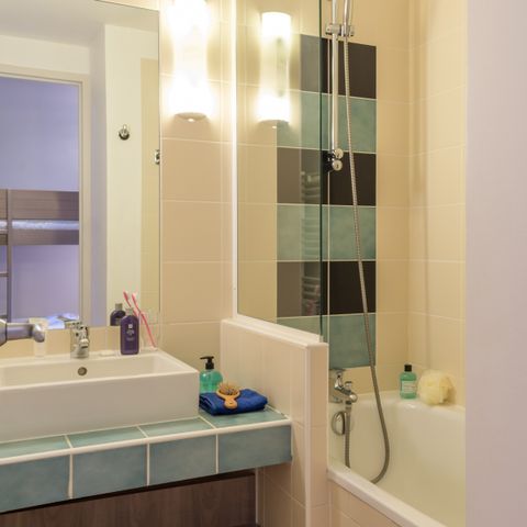 Studio 4 persons - - 1 sleeping alcove - Terrace or balcony