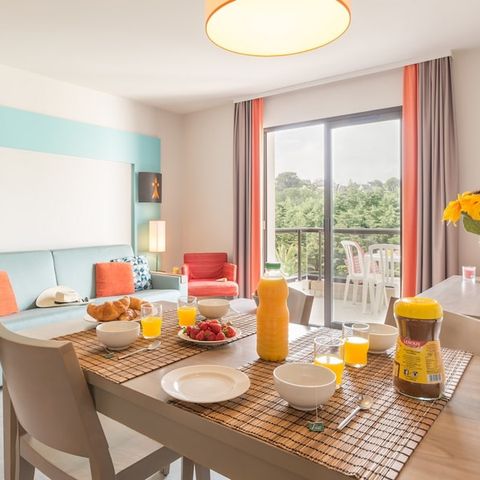 APARTMENT 5 people - 5-person flat - 1 bedroom - Terrace or balcony