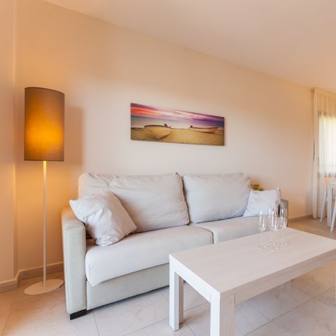 APPARTEMENT 4 personnes - 2 CHAMBRES - BALCON