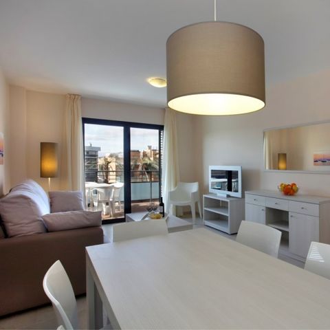 APPARTEMENT 6 personnes - 2 CHAMBRES - BALCON