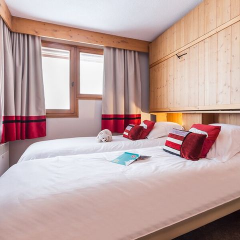 APARTMENT 4 people - - 1 bedroom - South-facing