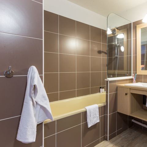 APPARTEMENT 6 personnes - 1 chambre + 1 coin nuit