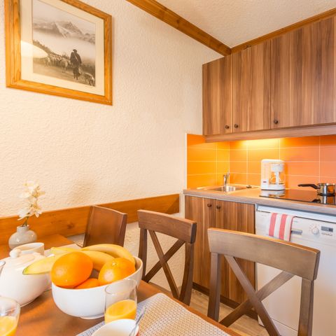 APPARTAMENTO 6 persone - 1 camera da letto + 1 zona notte - esposto a sud