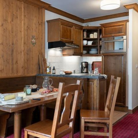 APARTMENT 4 people - Flat 4 people - 1 bedroom - Outdoor swimming pool (AWL24)