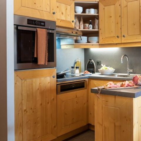 APARTMENT 6 people - Flat 6 people - 2 bedrooms - Superior outdoor pool (AWL36P)