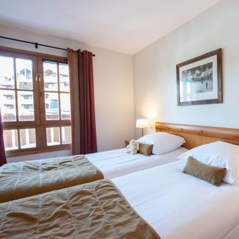 APARTMENT 6 people - Flat 6 people - 2 bedrooms - Outdoor swimming pool (AWL36)