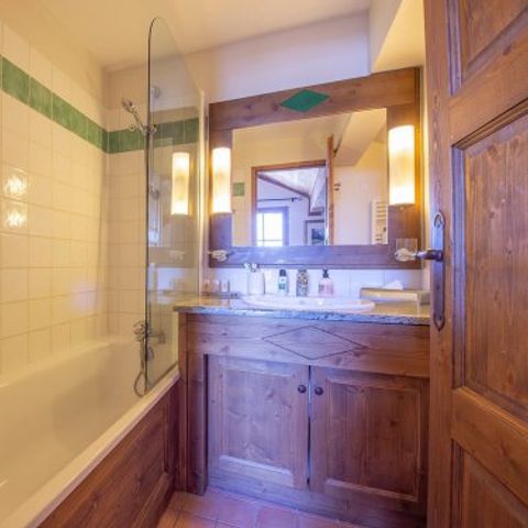 APARTMENT 8 people - Flat 8 people - 3 bedrooms - Without balcony - Outdoor swimming pool (AWL48RD)