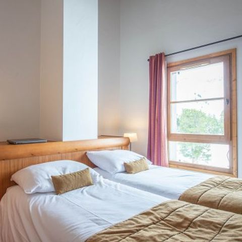 APPARTAMENTO 10 persone - Appartamento 10 persone - 4 camere da letto - Piscina esterna (AWL510P)