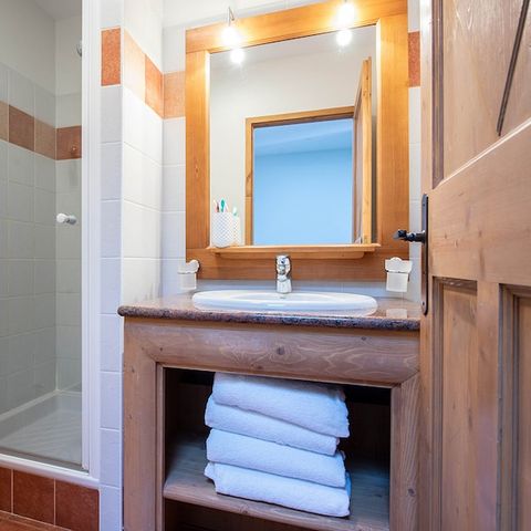Appartement 10 personnes - 4 chambres - Piscine extérieure - Supérieur - Balcon