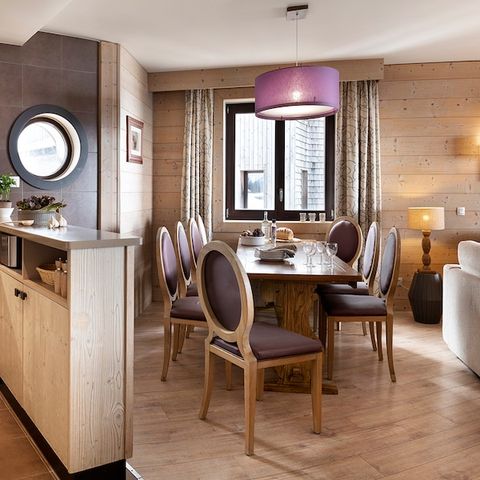 APPARTEMENT 8 personnes - 3 chambres - Balcon - Vue montagne dégagée