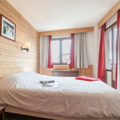 APPARTEMENT 6 personnes - 1 chambre + 1 coin nuit vue montagne dégagée