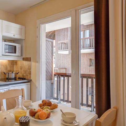 ESTUDIO 4 personas - Estudio estándar