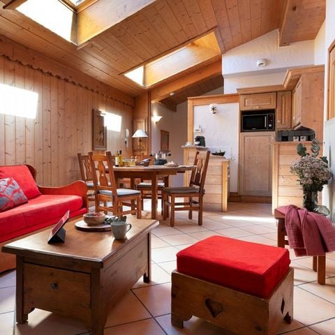 APARTMENT 6 people - 2 bedrooms - No outside view