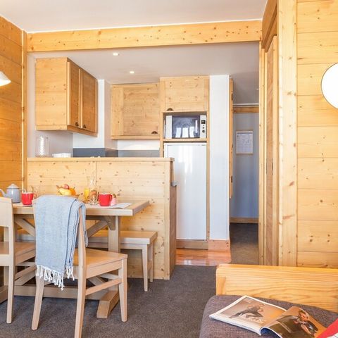 APARTMENT 4 people - - 1 bedroom - Mountain view - South-facing