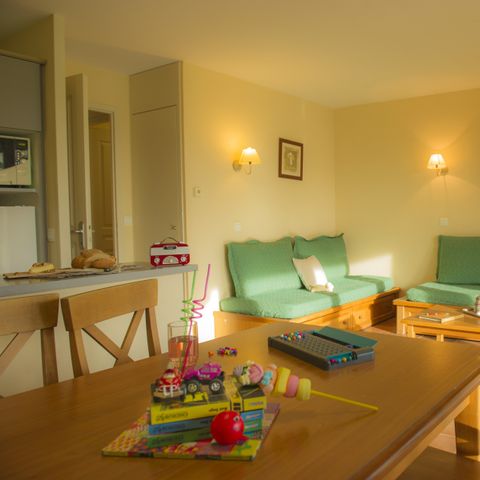 APPARTEMENT 7 personnes - 1 CHAMBRE + 1 COIN NUIT - TERRASSE OU BALCON