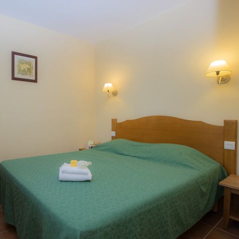 APPARTEMENT 7 personnes - 1 CHAMBRE + 1 COIN NUIT - TERRASSE OU BALCON