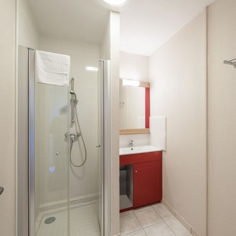 APARTEMENTO 5 personas - - 1 habitación