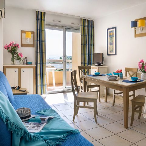 Apartment 6 persons - - 1 bedroom + 1 sleeping alcove - Air conditioned