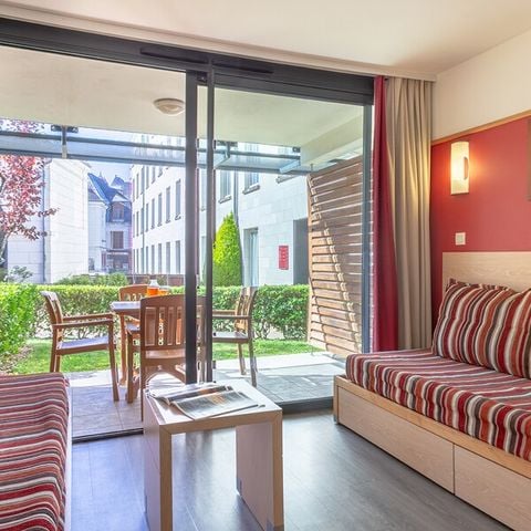 APPARTEMENT 4 personnes - 1 coin nuit - Terrasse