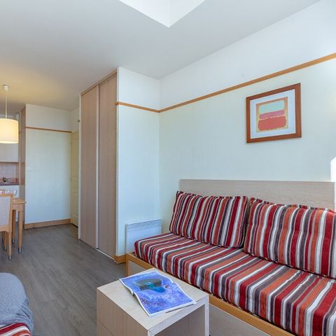 APARTMENT 5 people - (Max. 4 Adults) Standard