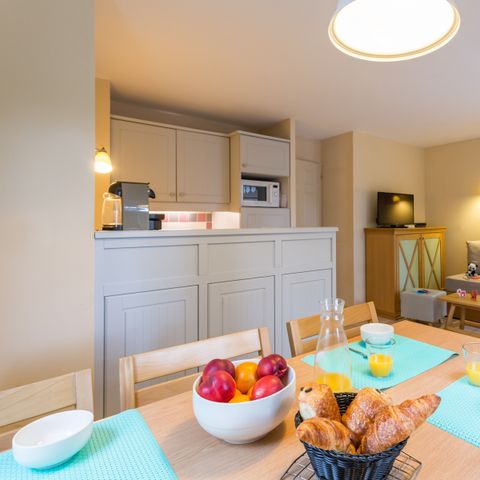 Apartment 6 persons - - 1 bedroom + 1 sleeping alcove - Terrace or balcony - South facing