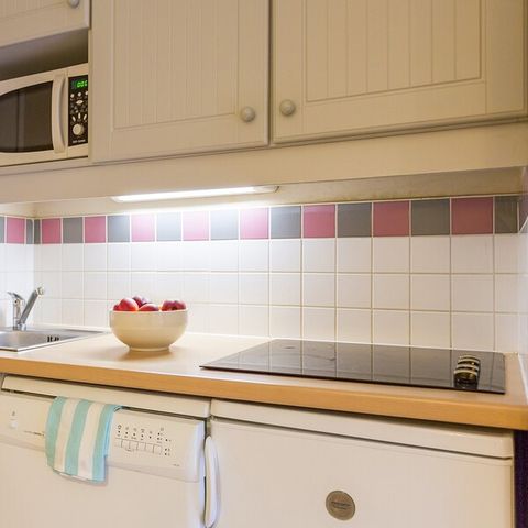 STUDIO 5 people - - 1 sleeping alcove - Terrace - Garden level