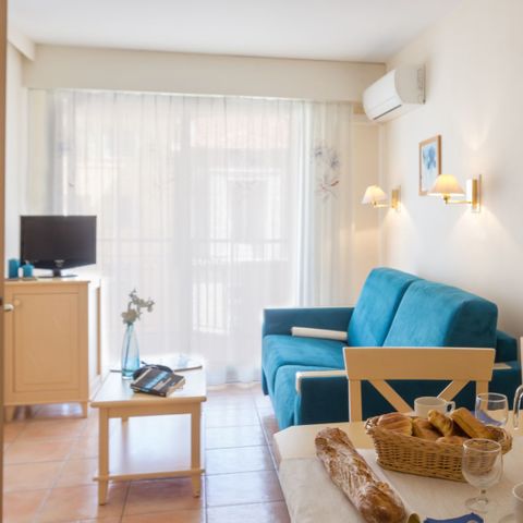 STUDIO 4 persone - - 1 alcova per dormire - Balcone