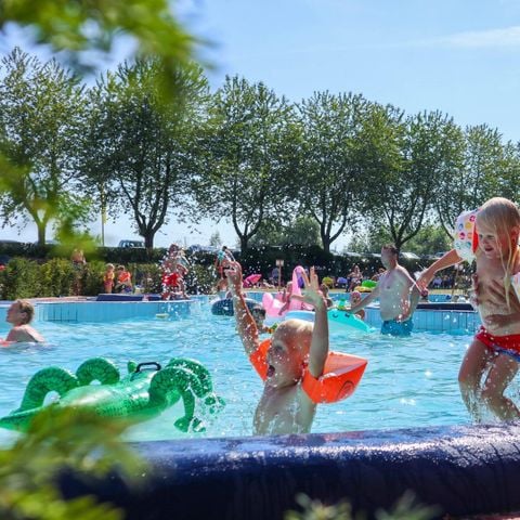 EuroParcs Marina Strandbad - Camping Bronckhorst - Image N°6