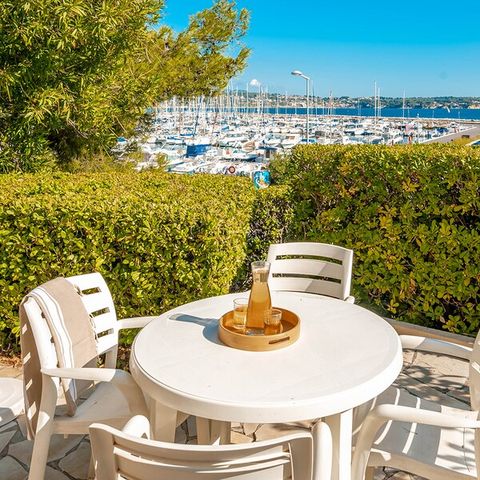 Apartment 6 persons - Flat 6 people - 1 bedroom - Garden level