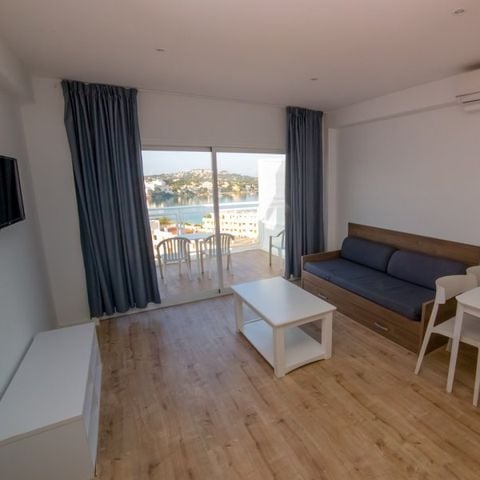 APARTEMENTO 3 personas - Estándar con vistas al mar (máx. 2 adultos)