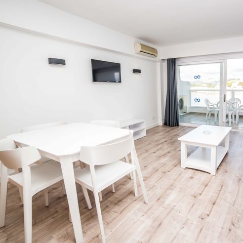 APPARTEMENT 6 personen - 2 slaapkamers - Balkon