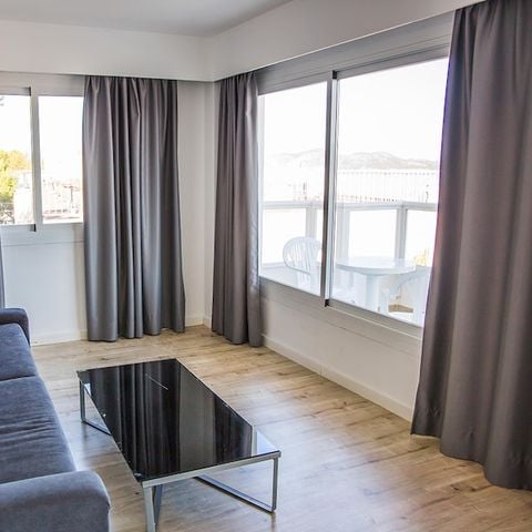 APPARTEMENT 6 personnes - 2 chambres - Vue mer - Balcon