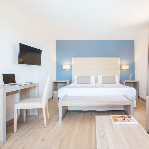 CHAMBRE 2 personnes - Double Supérieur - Terrasse - Vue mer - Petit-déjeuner inclus