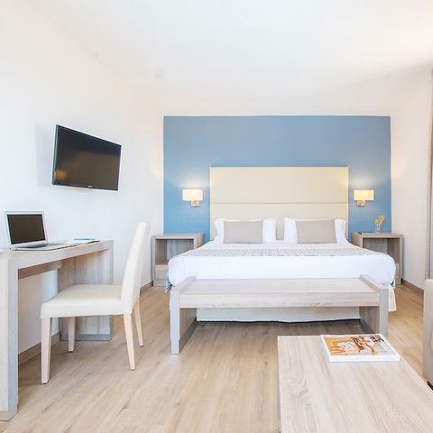 Zimmer 2 Personen - Superior Doppelzimmer - Terrasse - Meerblick - inklusive Frühstück