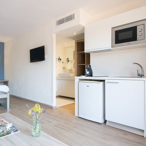 BEDROOM 2 people - Breakfast included