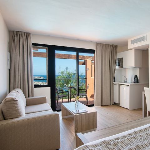 BEDROOM 2 people - Terrace or Balcony - Sea View - Breakfast included