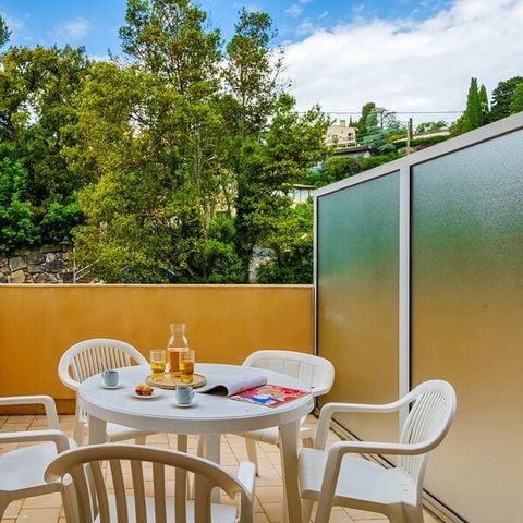 STUDIO 4 people - 1 sleeping area - Air-conditioned