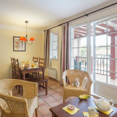 Apartment 6 persons - Flat sleeps 6 - 1 bedroom + 1 sleeping area