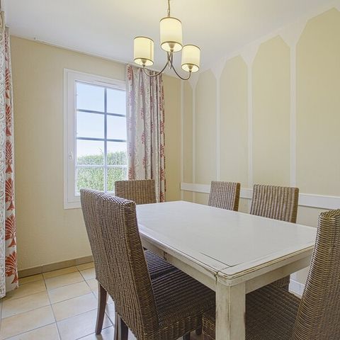 Apartment 8 persons - - 2 bedrooms + 1 sleeping alcove - Terrace or balcony