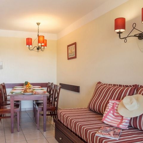 APPARTEMENT 6 personnes - 1 chambre + 1 coin nuit - Terrasse ou balcon