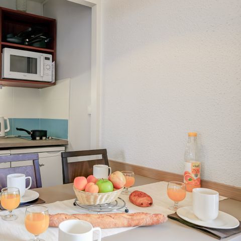 Studio 4 persons - - 1 sleeping alcove - Terrace or balcony - Sea view