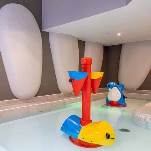 Pierre & Vacances Premium Résidence L'Hévana - Camping Savoia - Image N°5