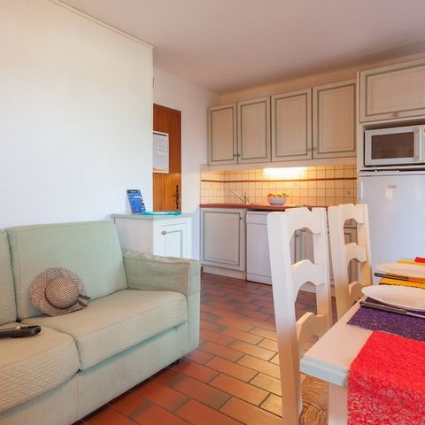 STUDIO 6 persone - 1 zona notte