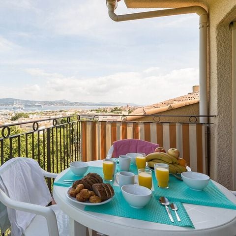 Studio 4 personnes - 1 coin - Nuit - Terrasse ou balcon