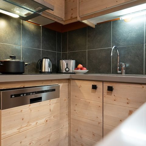 APPARTEMENT 4 personnes - 1 CHAMBRE - BALCON - DIMANCHE