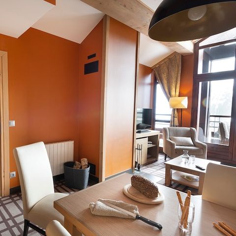 APPARTEMENT 6 personnes -  2 CHAMBRES - BALCON - VUE MONTAGNE - DIMANCHE