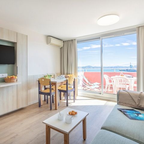 Studio 5 persons - 1 sleeping area - Sea view